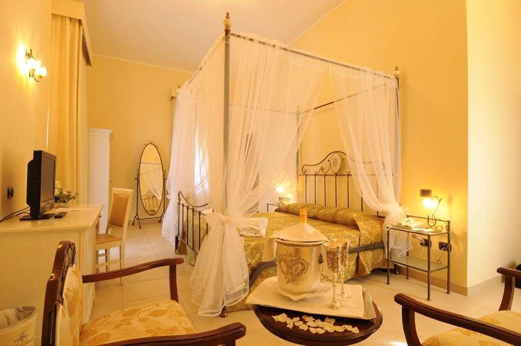 Hotel Villa Fiorita Giulianova Ruang foto