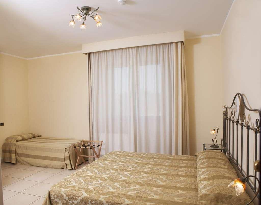 Hotel Villa Fiorita Giulianova Ruang foto
